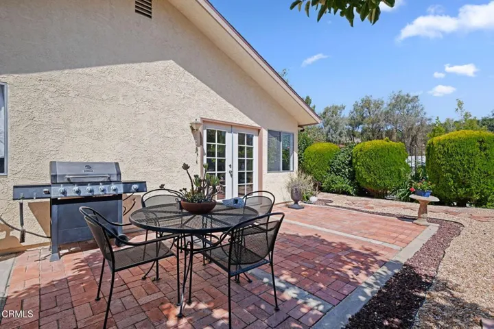 16-Back Patio