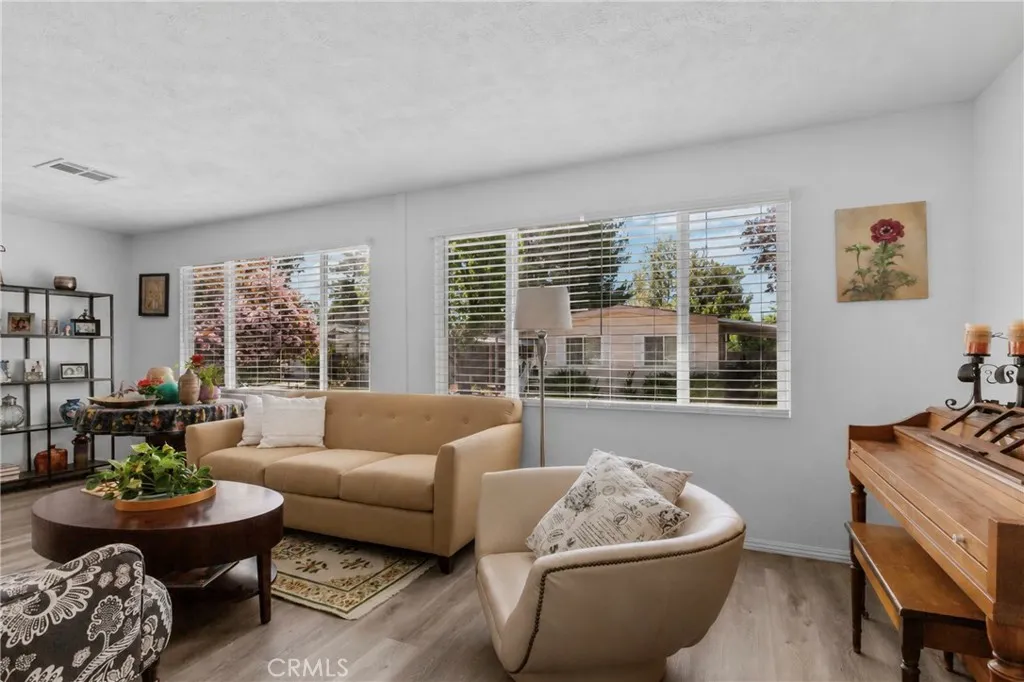 27 Via Santa Barbara 27, Paso Robles, California 93446 — photo 5