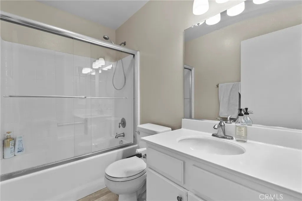 Full bathroom