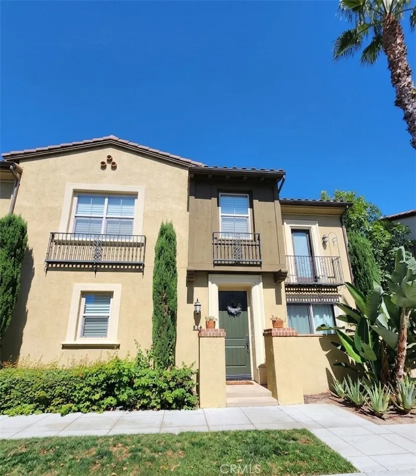 516 S Casita