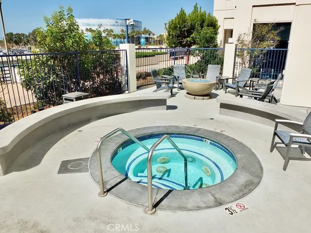 hot tub