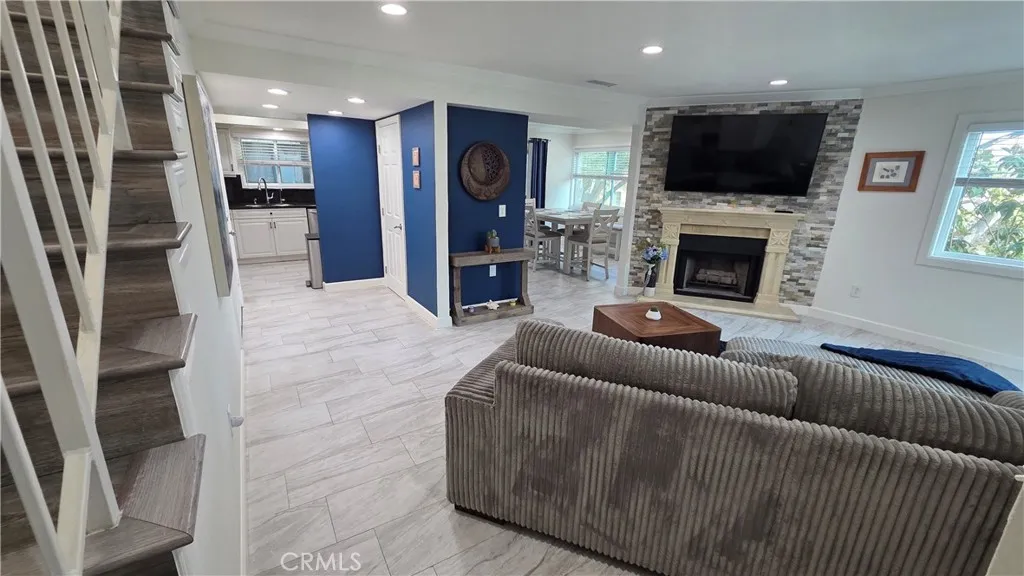 659 Alexander, Glendale, California 91203 — photo 4