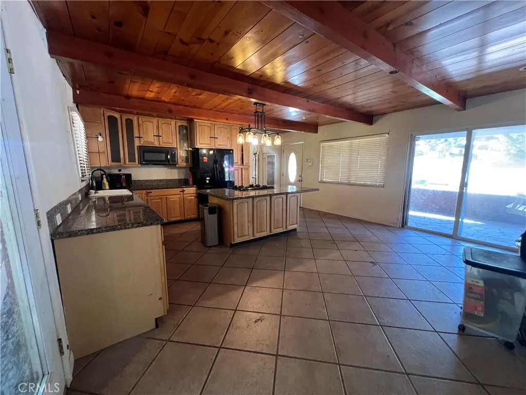 24867 Felsen, Crestline, California 92325 — photo 5