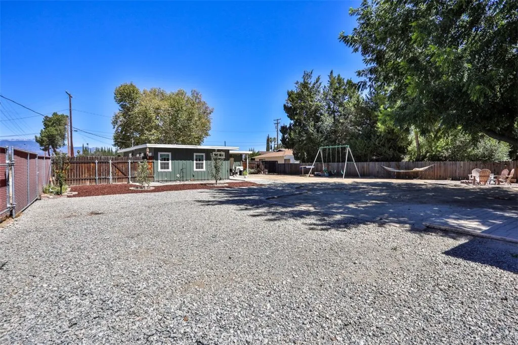 RV parking fully fenced yard