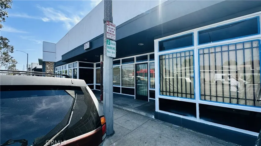 Front of the Building on Atlantic Ave #6
