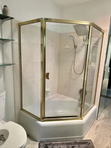 Walk-in Shower