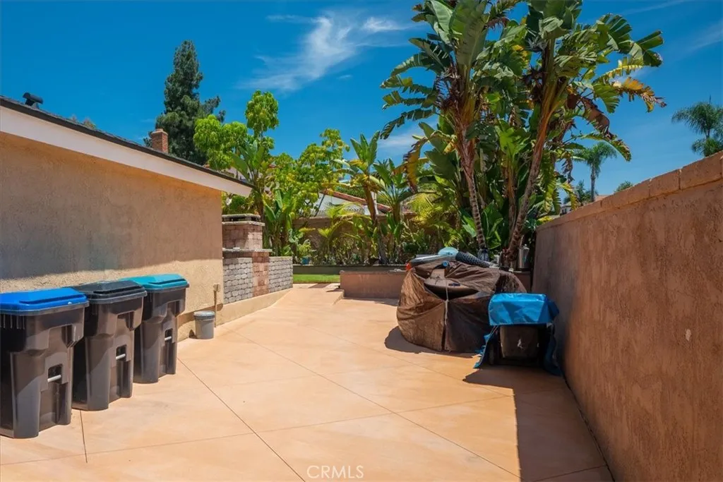 Side yard