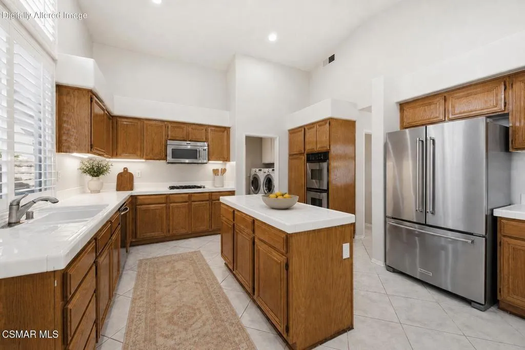 141 Giant Oak Ave, Newbury Park