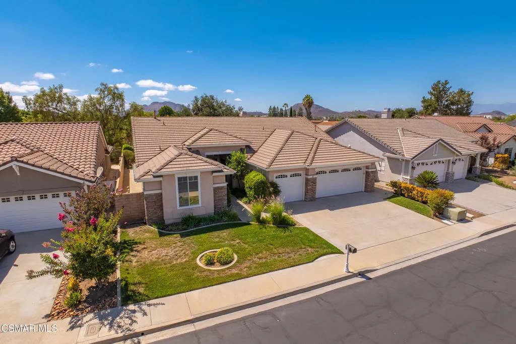 141 Giant Oak Ave, Newbury Park