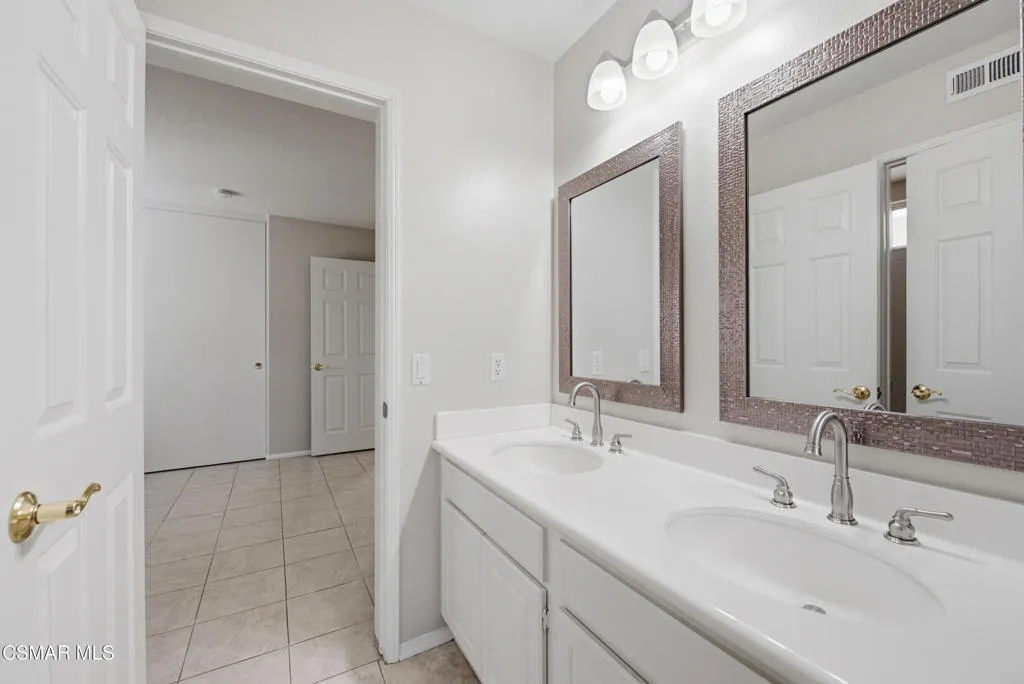 141 Giant Oak Ave, Newbury Park