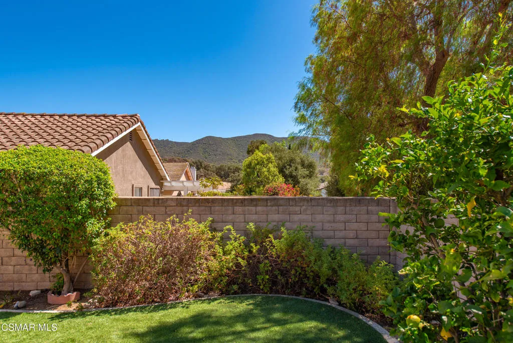141 Giant Oak Ave, Newbury Park