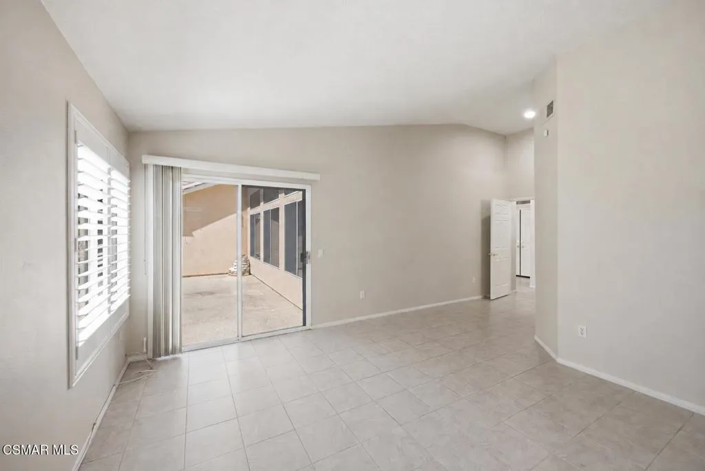 141 Giant Oak Ave, Newbury Park