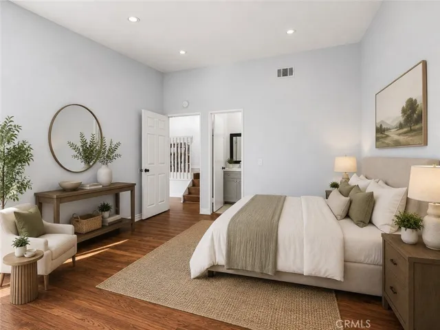 Virtually staged - Master bedroom