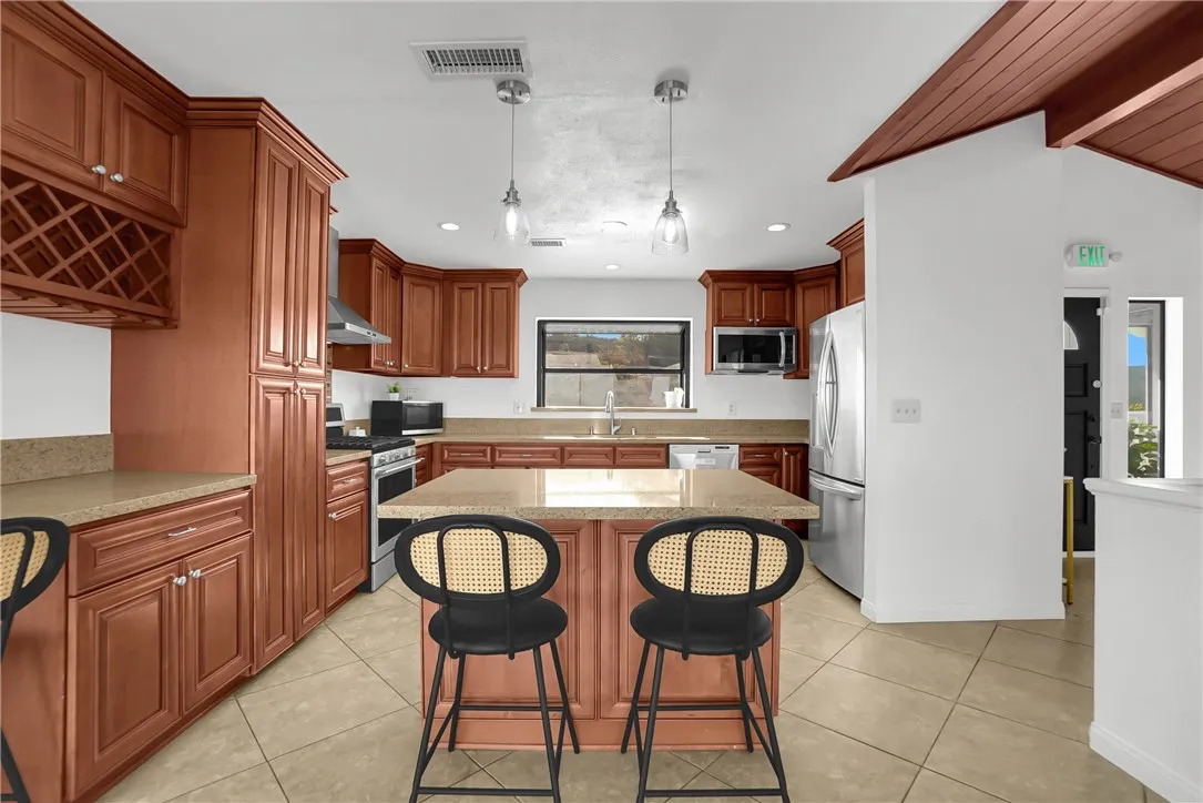 39158 Vista Del Bosque, Murrieta, California 92562 — photo 4