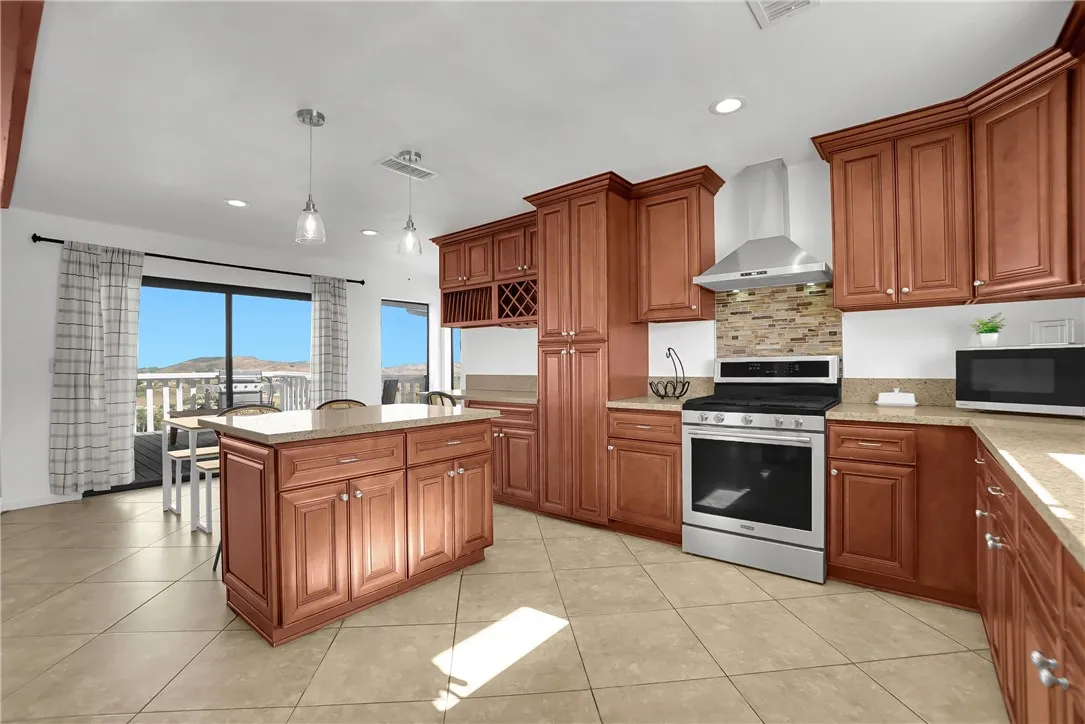 39158 Vista Del Bosque, Murrieta, California 92562 — photo 5