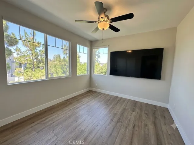 Bedroom 4  (AI assisted editing for reference only)