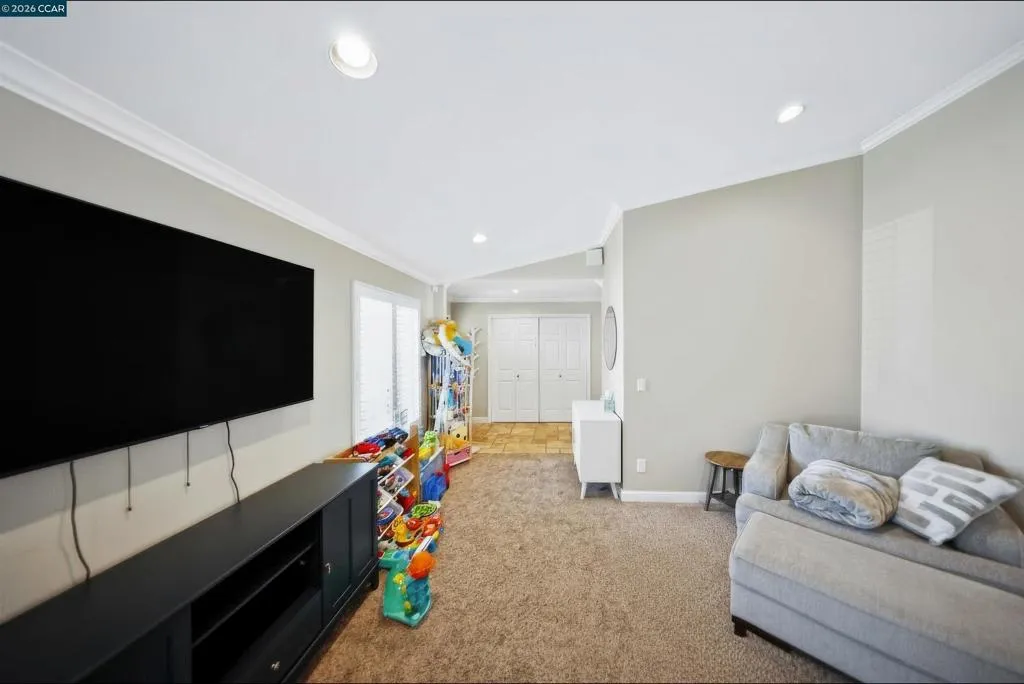 123 Michele Ct, Vallejo, California 94591-8601 — photo 4