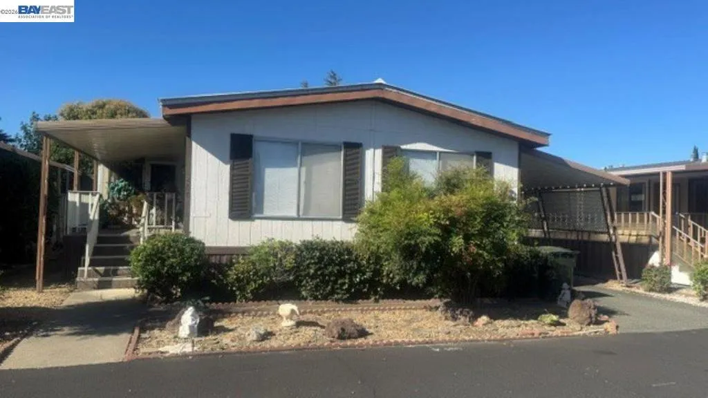 208 Kona Cir