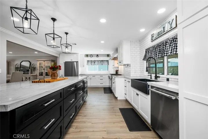Self-closing pot and pan drawers and cabinets.