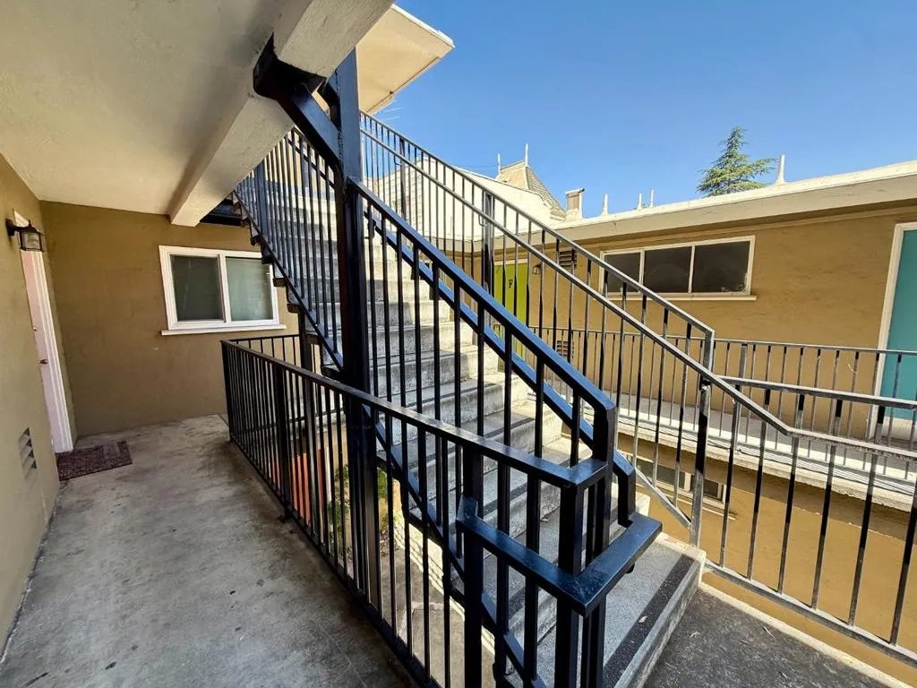 2742 Park Boulevard, Oakland, California 94606 — photo 4