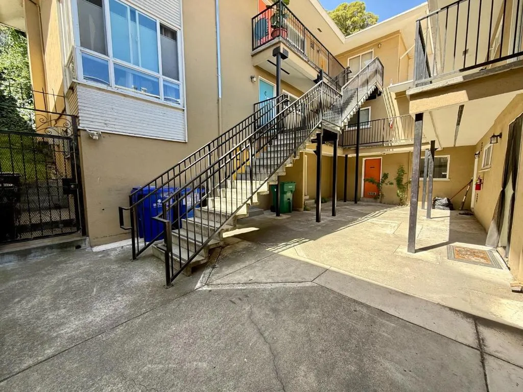 2742 Park Boulevard, Oakland, California 94606 — photo 5
