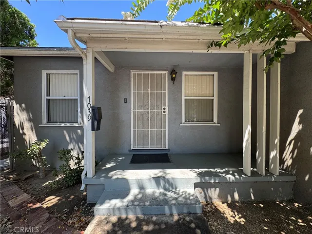 7039 Hesperia, Reseda, California 91335 — photo 5