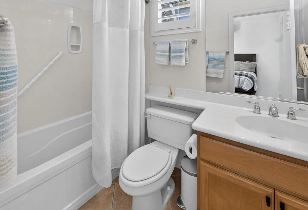 Casita Bathroom