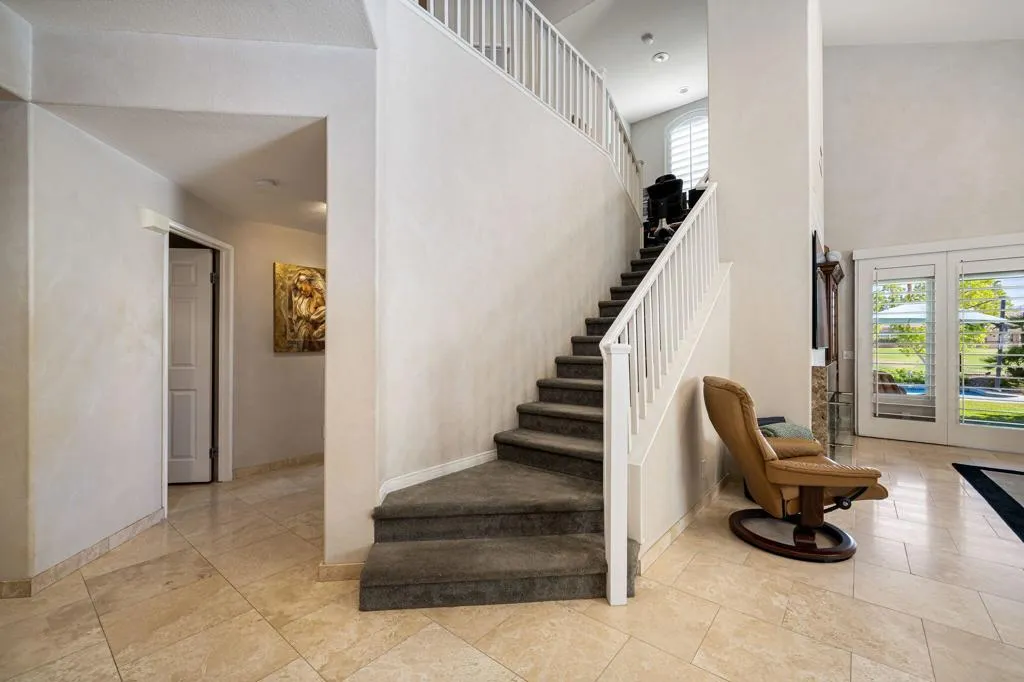 37-web-or-mls-CCGolden_OPMG_0726_037