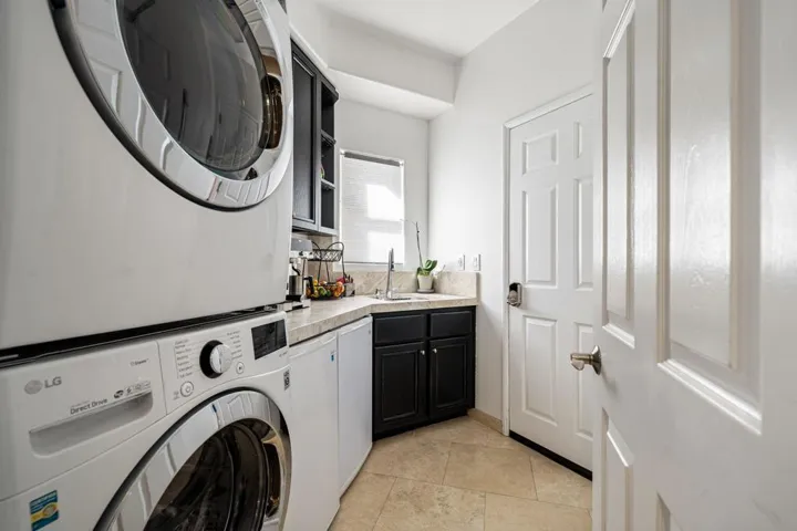 51-web-or-mls-CCGolden_OPMG_0726_051