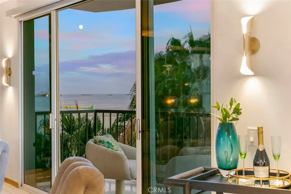 850 E Ocean Boulevard 205, Long Beach, California 90802 — photo 4