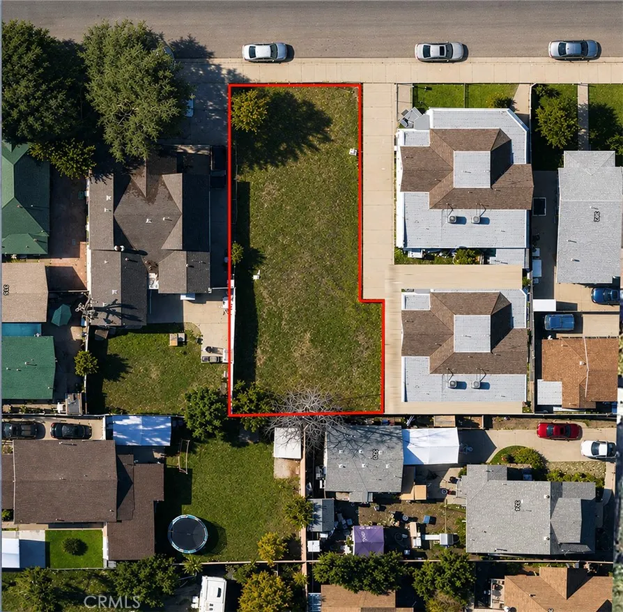348 N Palomares
