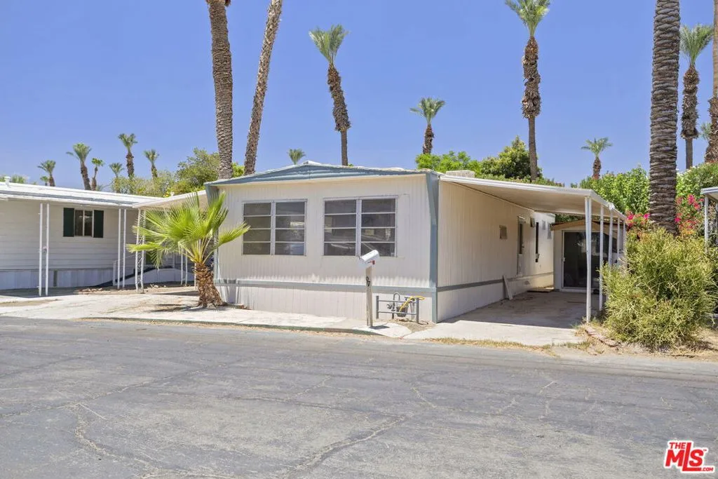 80870 Hwy 111 97