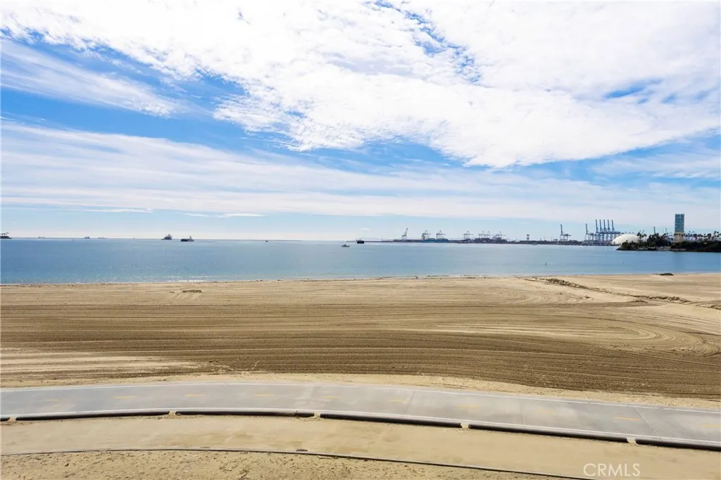 Welcome to 1500 Ocean #206