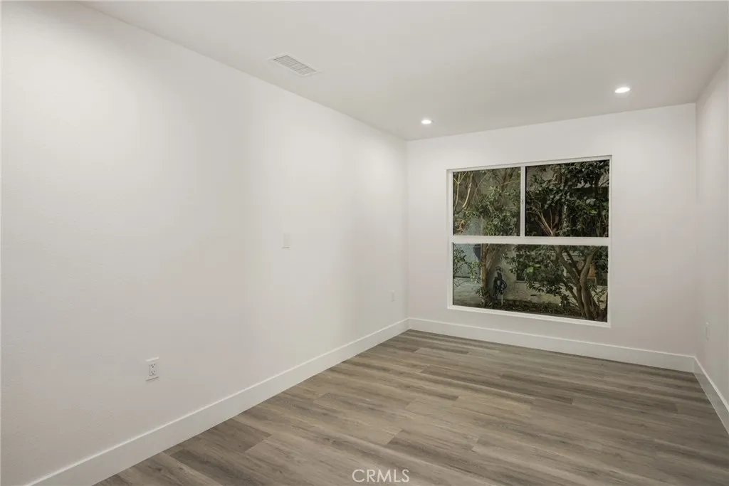 Unit A 1400 sqft