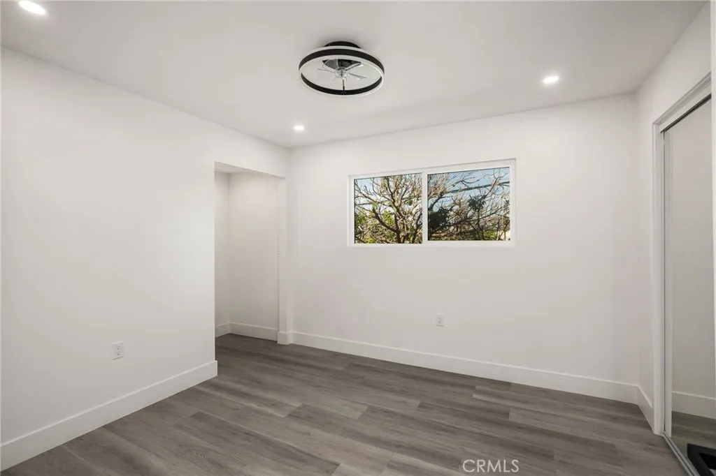 Unit B 1200 sqft