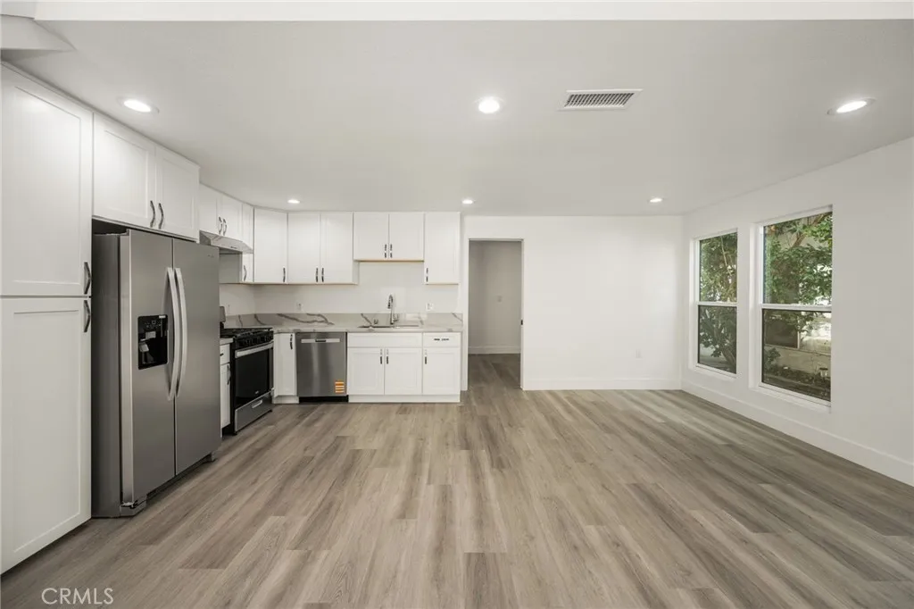 Unit A 1400 sqft