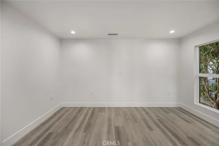 Unit A 1400 sqft