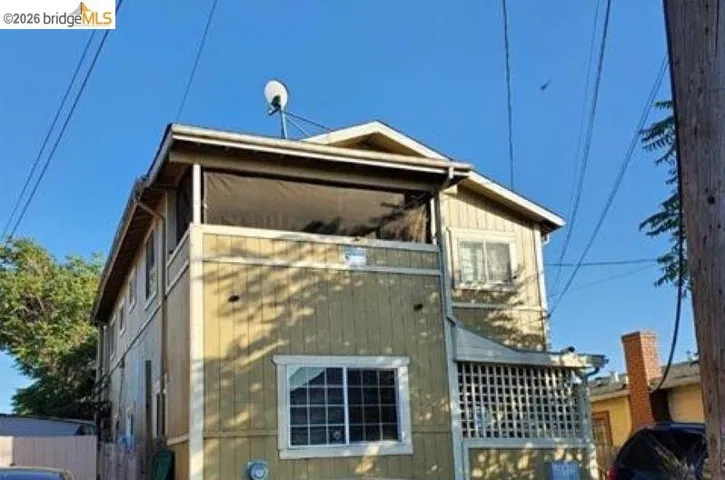 View of side of home