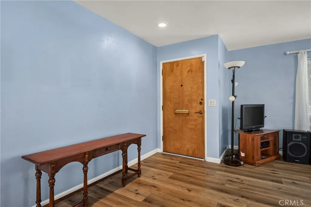 11375 Iris Avenue, Loma Linda, California 92354 — photo 4