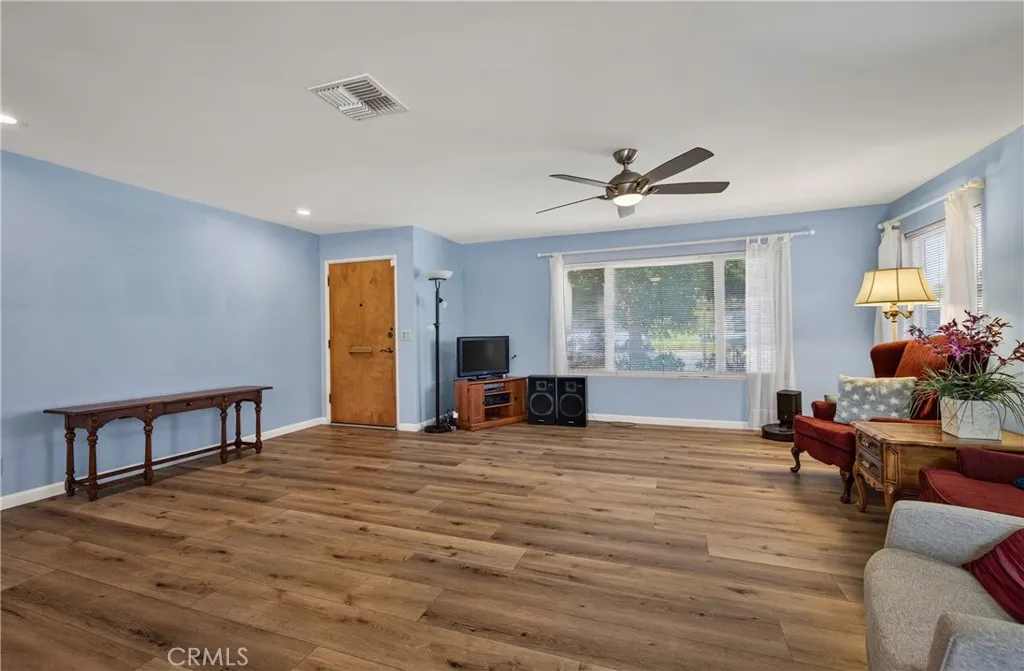 11375 Iris Avenue, Loma Linda, California 92354 — photo 5