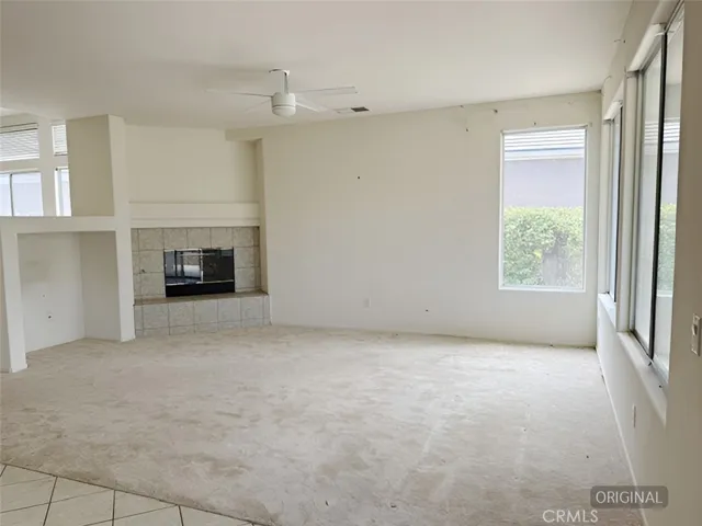 Living room 2