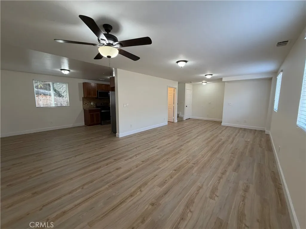Living & Dining Area Living & Dining Area