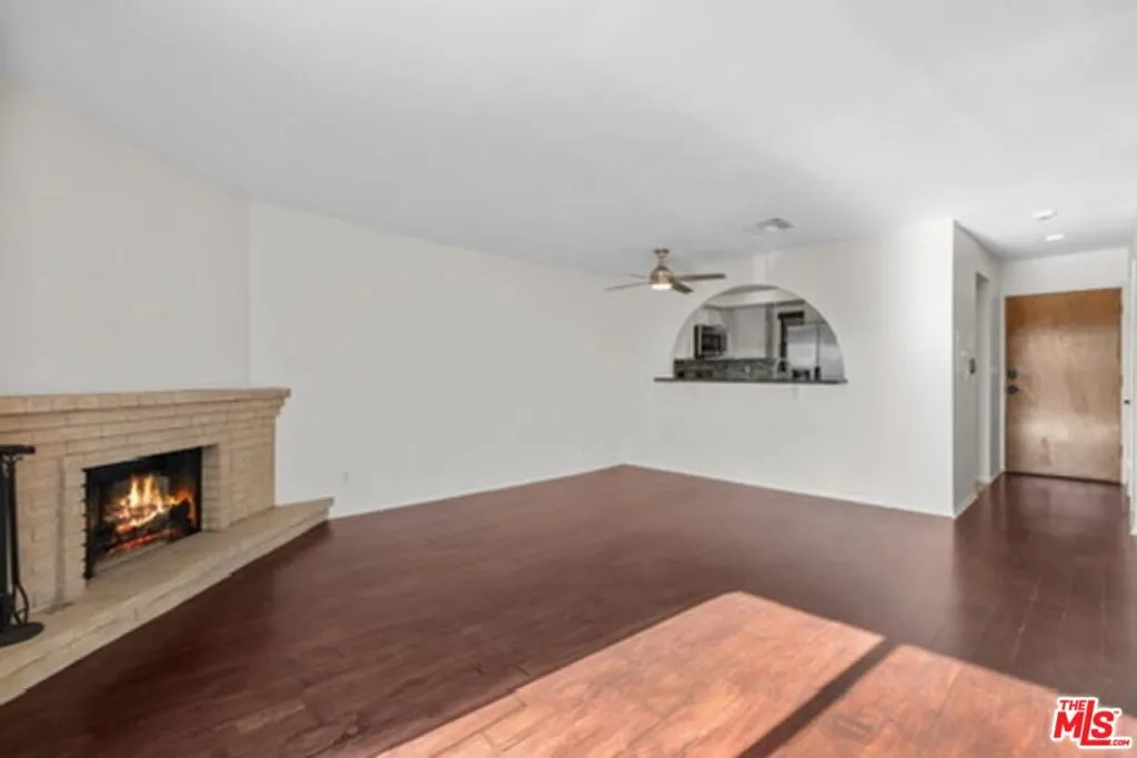 2480 Penmar Avenue 2, Venice, California 90291 — photo 4
