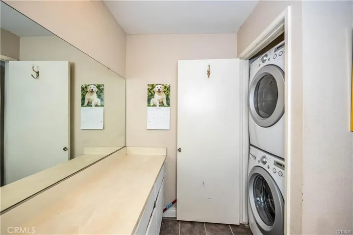 indoor Laundry closet