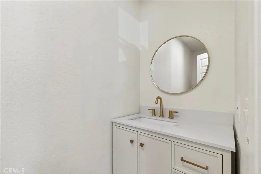 Powder Room - Downstairs