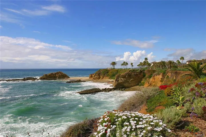 The beach is about 20 minutes away.