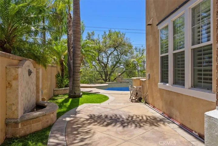 side yard