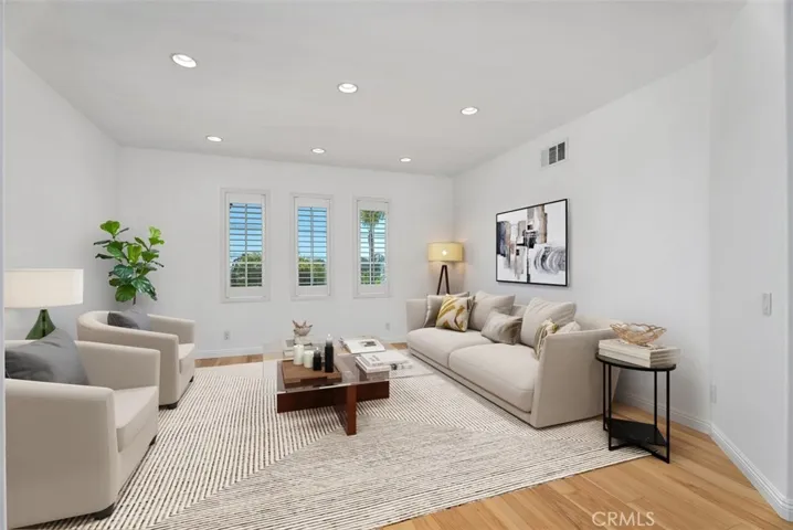 loft virtually staged