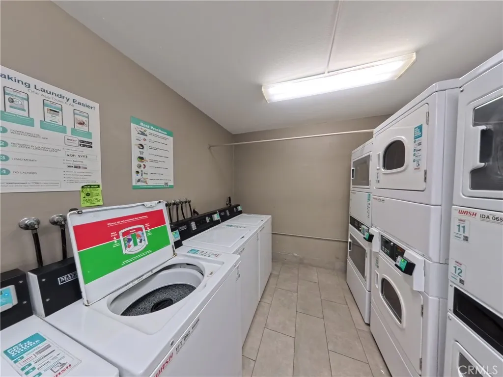 HOA laundry