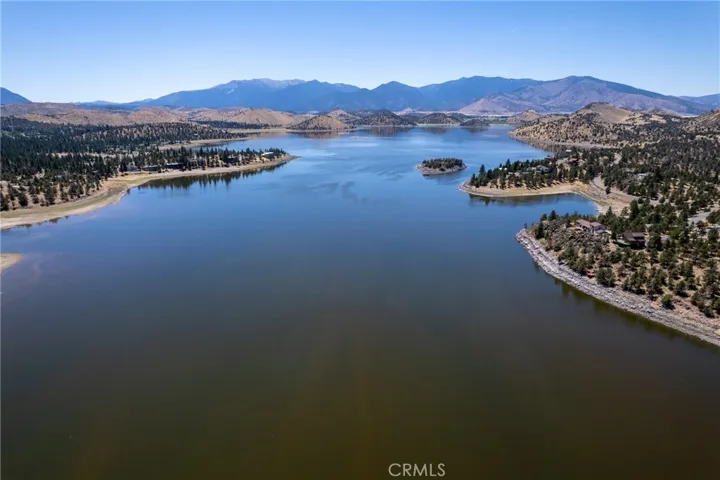 nearby lake Shastina